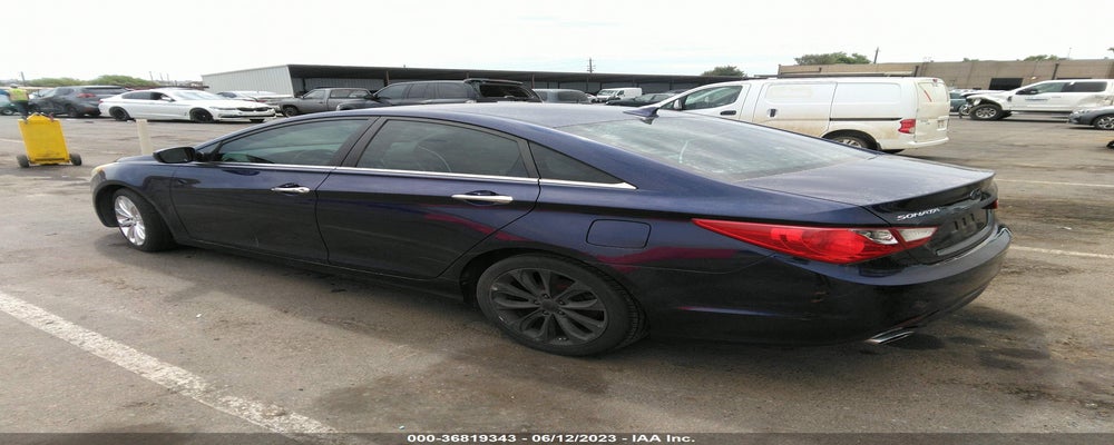 5NPEC4AC2BH066536 2011 HYUNDAI SONATA photo no. 3