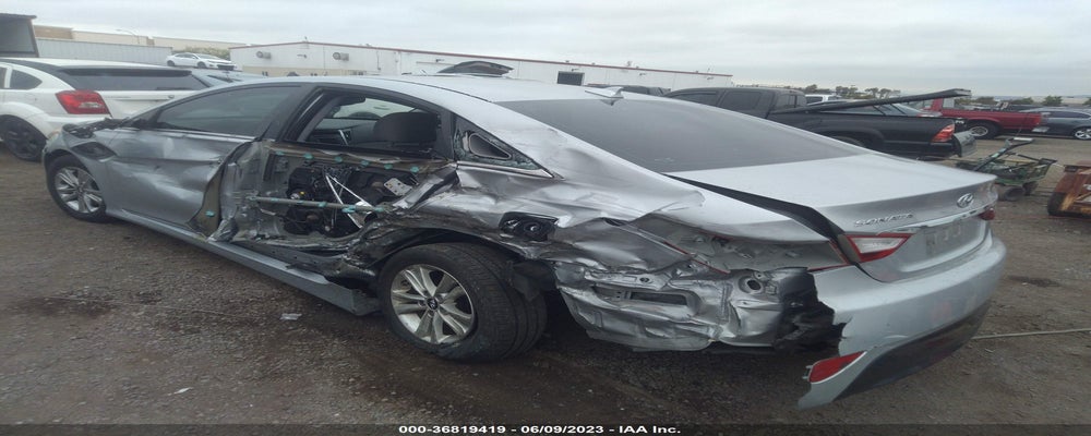 5NPEB4AC3EH914754 2014 HYUNDAI SONATA photo no. 3