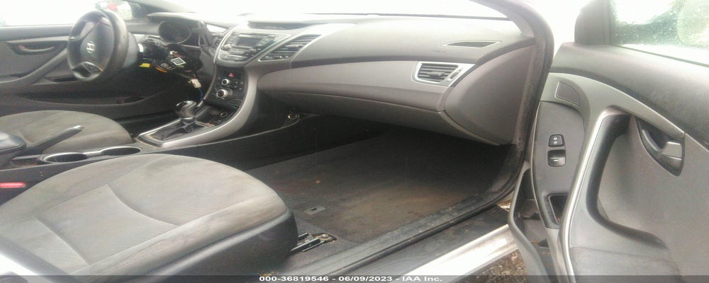 5NPDH4AE9EH527699 2014 HYUNDAI ELANTRA photo no. 5