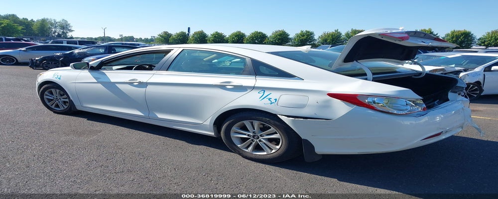5NPEB4AC1CH399816 2012 HYUNDAI SONATA photo no. 3
