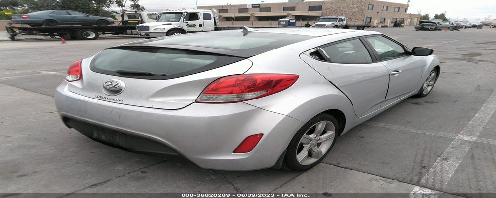 KMHTC6AD9CU019244 2012 HYUNDAI VELOSTER photo no. 4