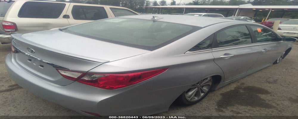 5NPEC4AC7EH889385 2014 HYUNDAI SONATA photo no. 4