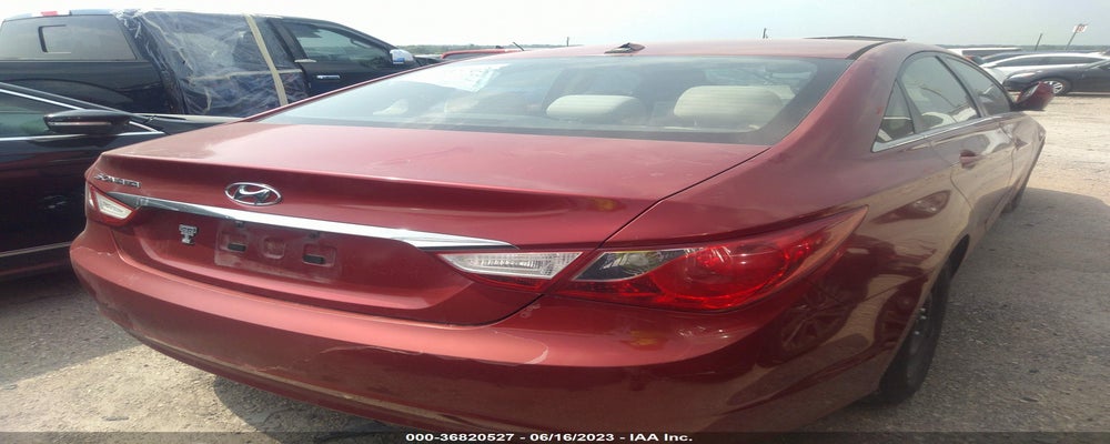 5NPEB4AC2BH069651 2011 HYUNDAI SONATA photo no. 4