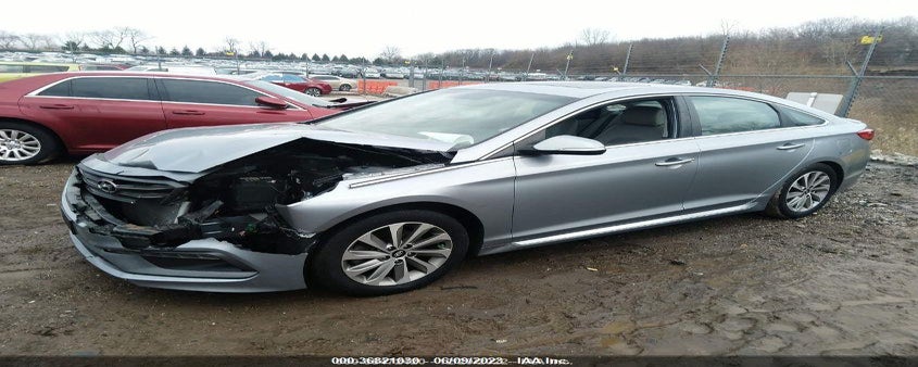 5NPE34AF0HH575382 2017 HYUNDAI SONATA photo no. 2