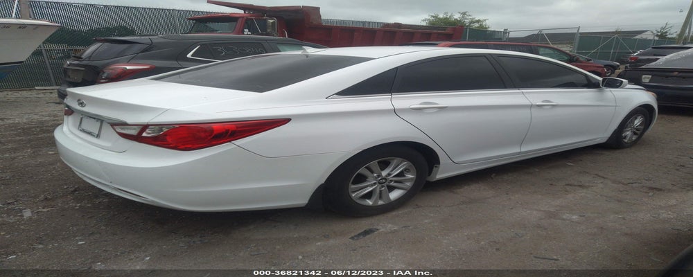 5NPEB4AC6DH776545 2013 HYUNDAI SONATA photo no. 4