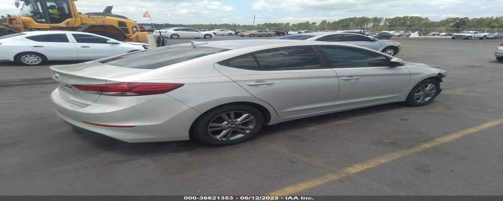 5NPD84LF6HH019698 2017 HYUNDAI ELANTRA photo no. 4