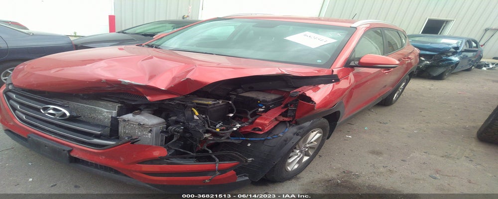 KM8J3CA2XGU158504 2016 HYUNDAI TUCSON photo no. 2