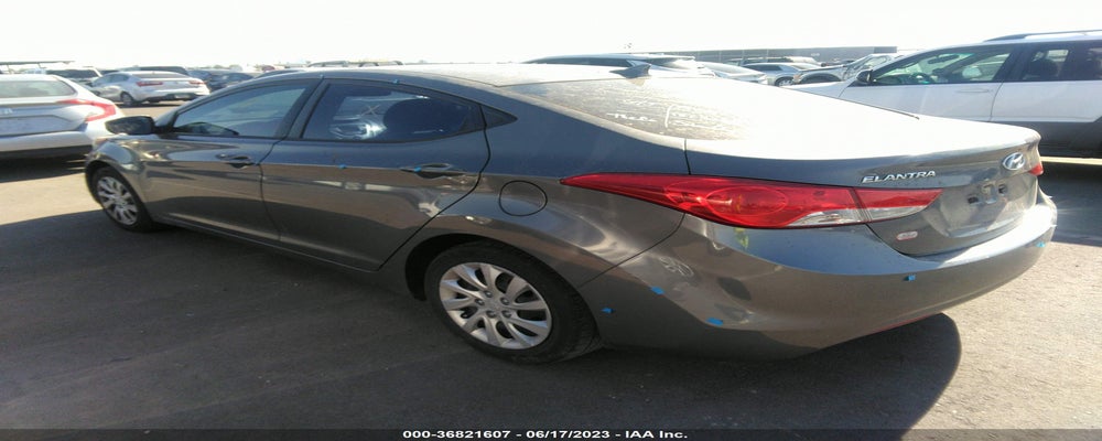 5NPDH4AEXDH157605 2013 HYUNDAI ELANTRA photo no. 3
