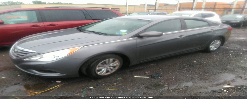 5NPEB4AC3BH193024 2011 HYUNDAI SONATA photo no. 2