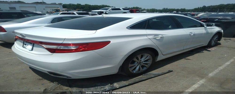 KMHFG4JG4CA183437 2012 HYUNDAI AZERA photo no. 4