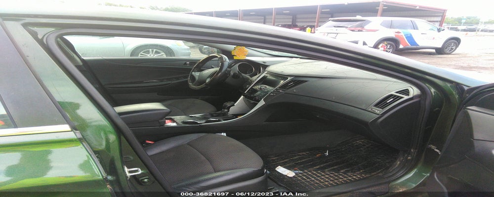 5NPEC4AC8BH156886 2011 HYUNDAI SONATA photo no. 5