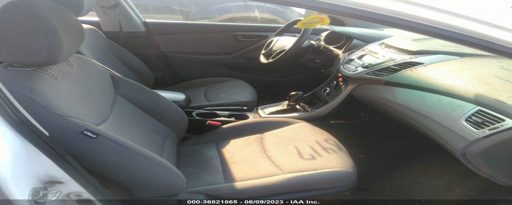 5NPDH4AEXGH779223 2016 HYUNDAI ELANTRA photo no. 5