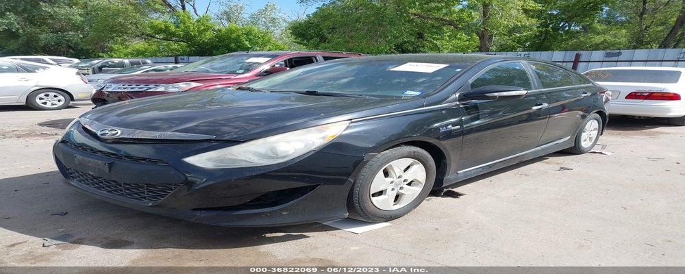 KMHEC4A4XBA002000 2011 HYUNDAI SONATA photo no. 2