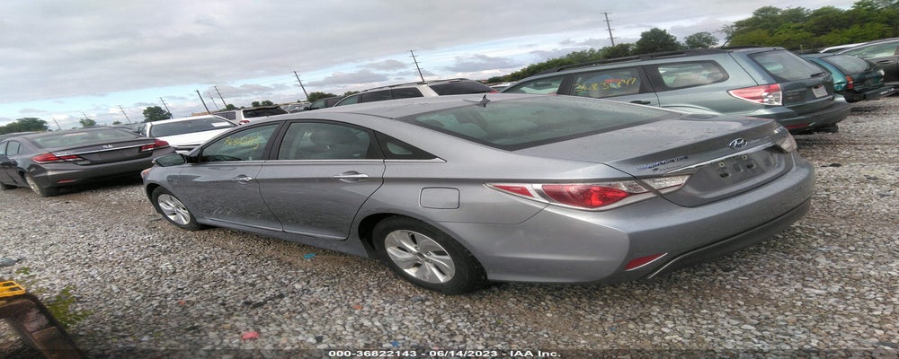 KMHEC4A41FA119843 2015 HYUNDAI SONATA HYBRID photo no. 3