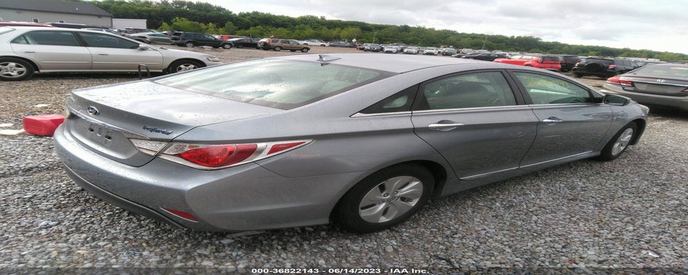 KMHEC4A41FA119843 2015 HYUNDAI SONATA HYBRID photo no. 4