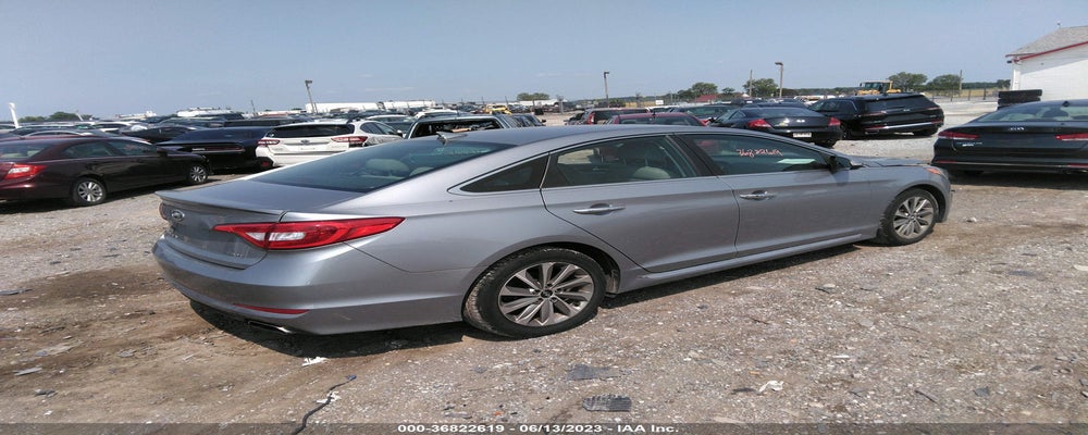 5NPE34AF1FH083313 2015 HYUNDAI SONATA photo no. 4