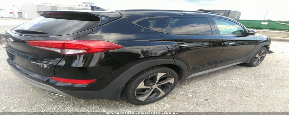 KM8J3CA21JU627650 2018 HYUNDAI TUCSON photo no. 4