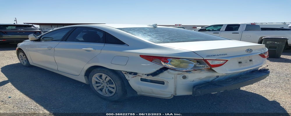 5NPEB4AC2BH054230 2011 HYUNDAI SONATA photo no. 3