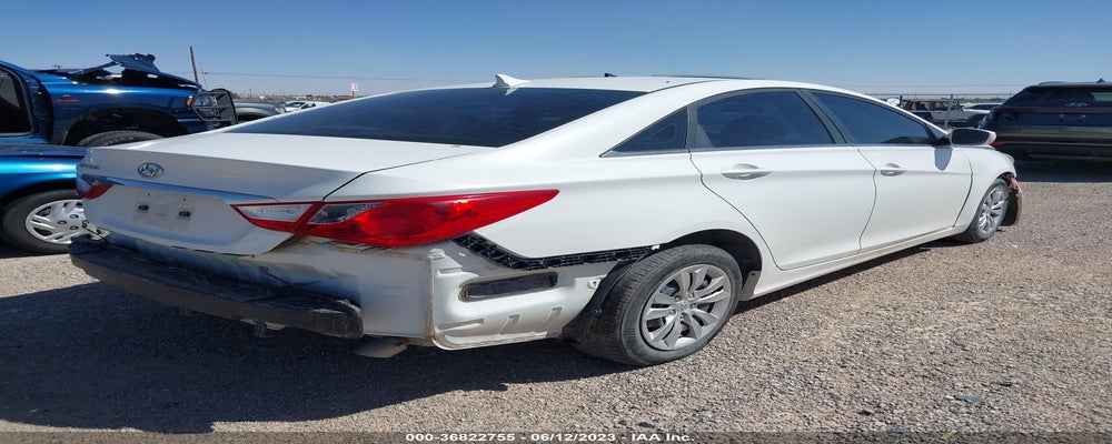 5NPEB4AC2BH054230 2011 HYUNDAI SONATA photo no. 4