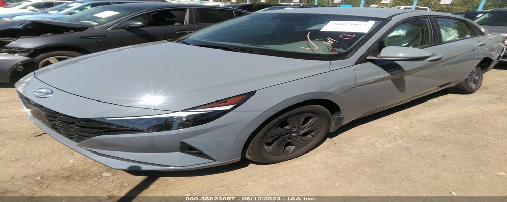 KMHLM4AG1PU395437 2023 HYUNDAI ELANTRA photo no. 2