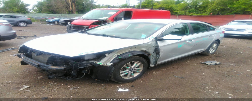 5NPE24AF4FH118641 2015 HYUNDAI SONATA photo no. 2