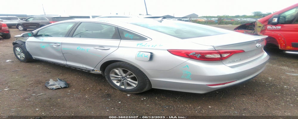 5NPE24AF4FH118641 2015 HYUNDAI SONATA photo no. 3