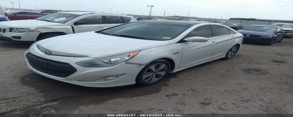 KMHEC4A4XBA016625 2011 HYUNDAI SONATA photo no. 2