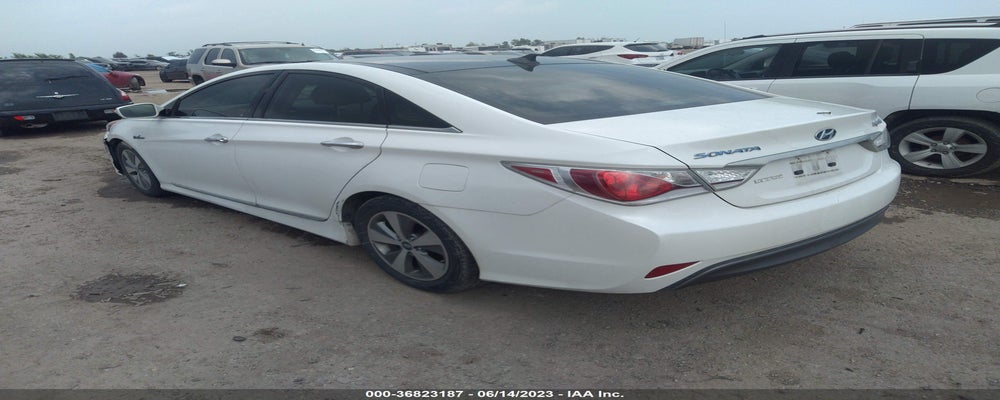 KMHEC4A4XBA016625 2011 HYUNDAI SONATA photo no. 3