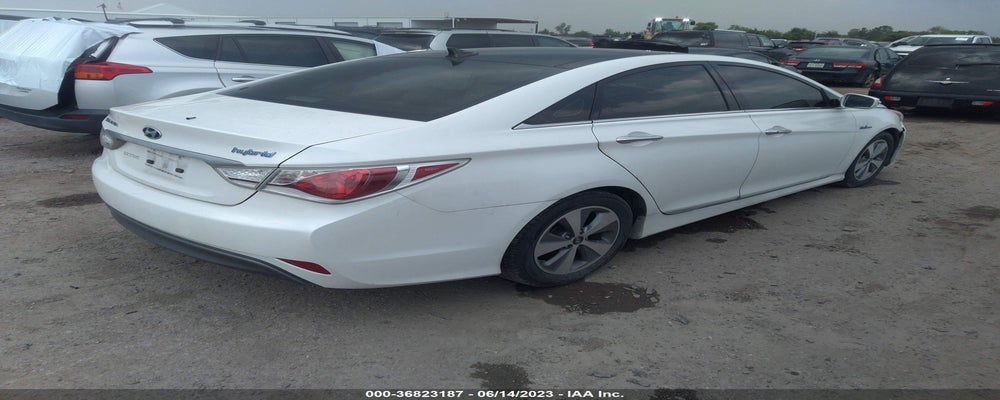 KMHEC4A4XBA016625 2011 HYUNDAI SONATA photo no. 4