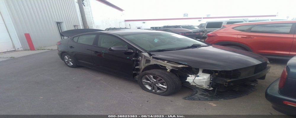 KMHD84LF3JU502945 2018 HYUNDAI ELANTRA photo no. 4