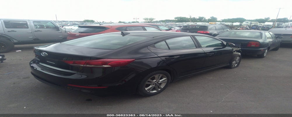KMHD84LF3JU502945 2018 HYUNDAI ELANTRA photo no. 4
