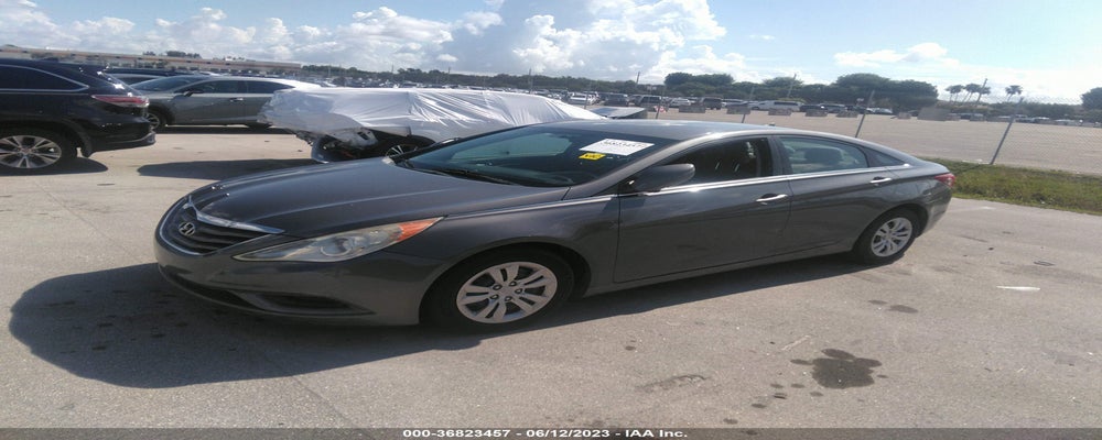 5NPEB4AC7BH046477 2011 HYUNDAI SONATA photo no. 2