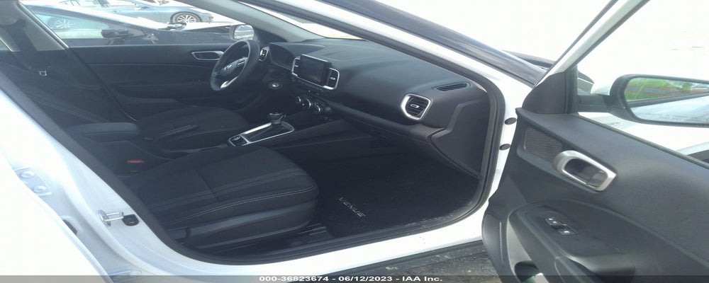 KMHRC8A32PU248514 2023 HYUNDAI VENUE photo no. 5