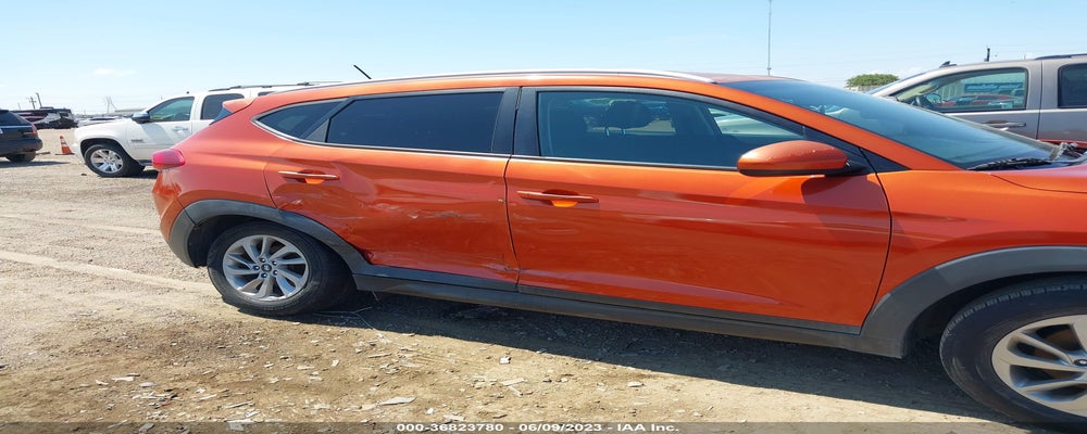 KM8J33A49GU073901 2016 HYUNDAI TUCSON photo no. 6