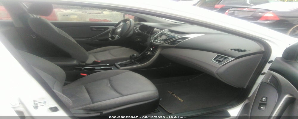 5NPDH4AE7GH744784 2016 HYUNDAI ELANTRA photo no. 5