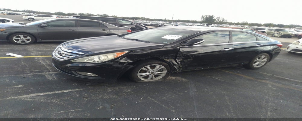 5NPEC4AC3BH166581 2011 HYUNDAI SONATA photo no. 2