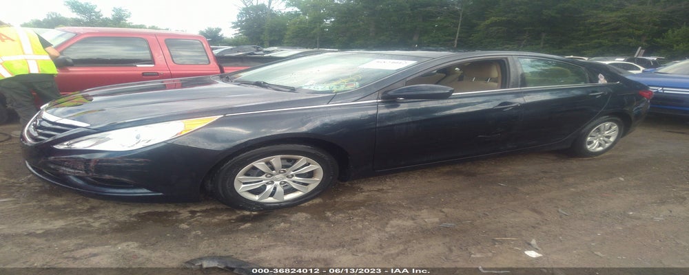 5NPEB4ACXCH463982 2012 HYUNDAI SONATA photo no. 2