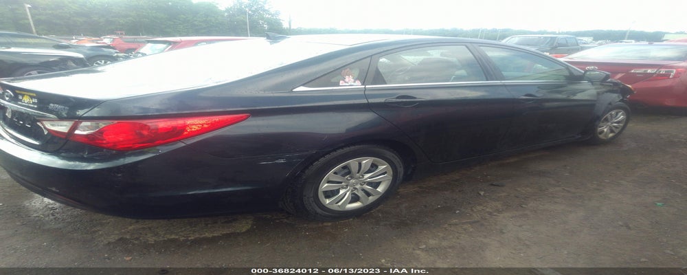5NPEB4ACXCH463982 2012 HYUNDAI SONATA photo no. 4
