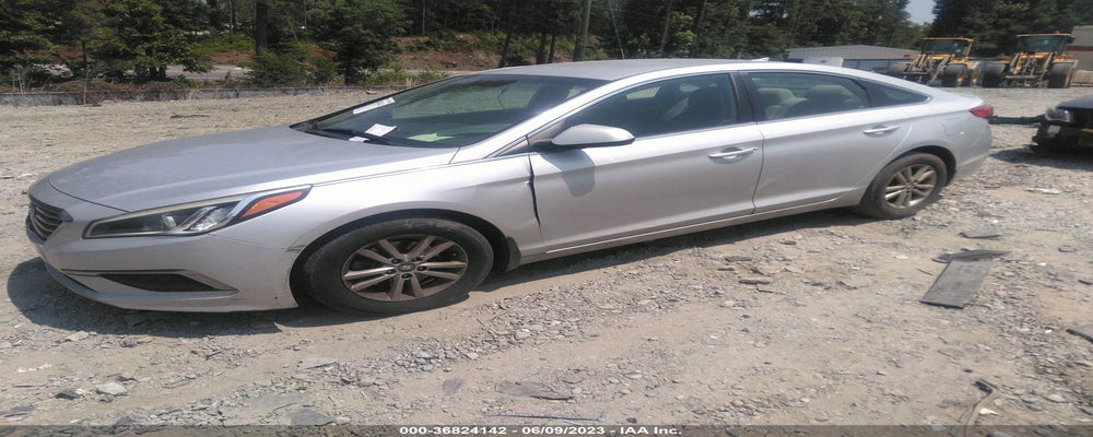 5NPE24AF7HH509785 2017 HYUNDAI SONATA photo no. 2
