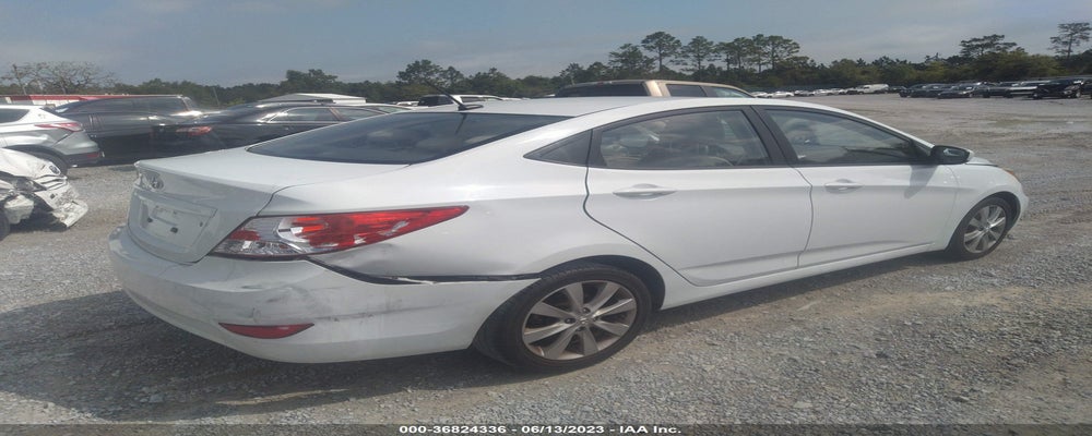 KMHCU4AE5DU441457 2013 HYUNDAI ACCENT photo no. 4
