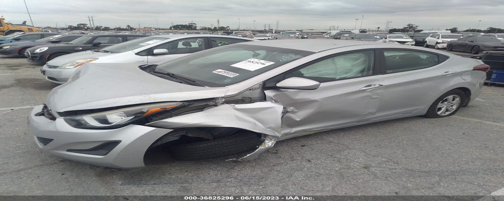 5NPDH4AE0FH645688 2015 HYUNDAI ELANTRA photo no. 2