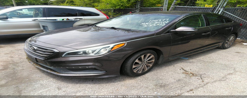 5NPE34AF8FH255823 2015 HYUNDAI SONATA photo no. 2
