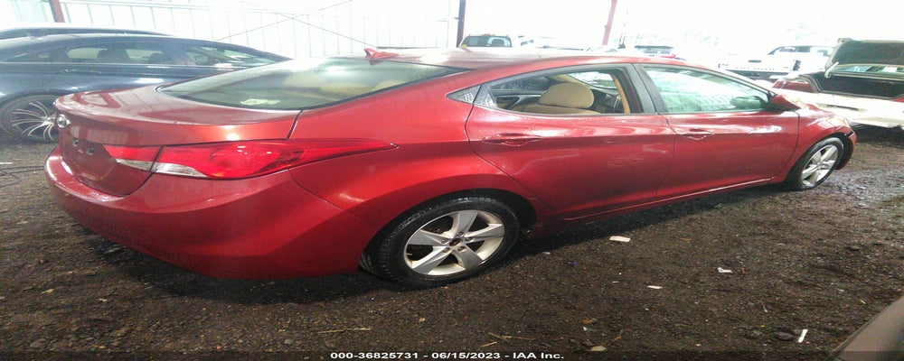 5NPDH4AE8DH360489 2013 HYUNDAI ELANTRA photo no. 4