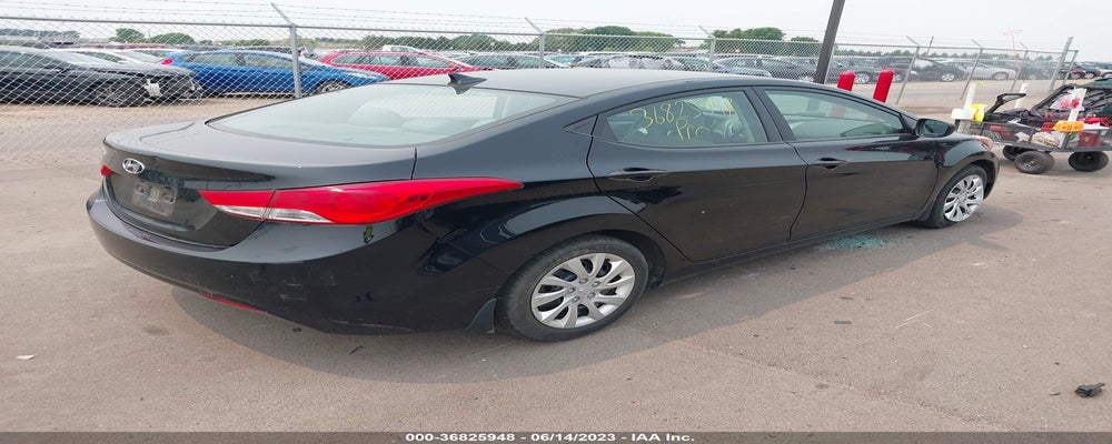 5NPDH4AE5DH195551 2013 HYUNDAI ELANTRA photo no. 4