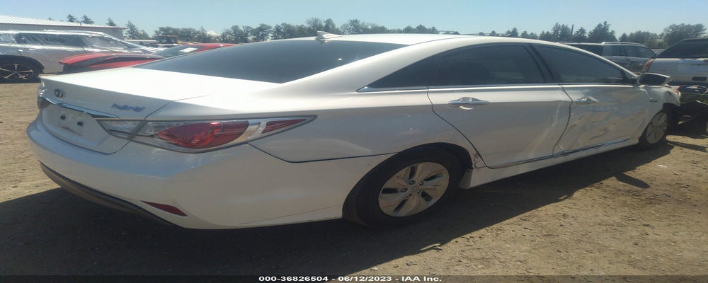 KMHEC4A46EA109856 2014 HYUNDAI SONATA HYBRID photo no. 4