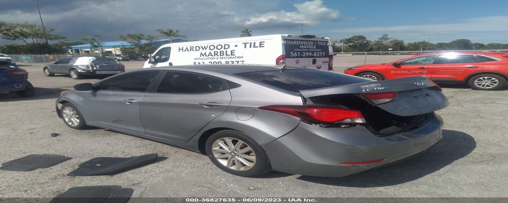KMHDH4AE2FU414583 2015 HYUNDAI ELANTRA photo no. 3