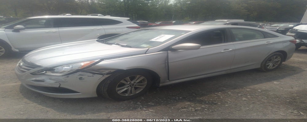5NPEB4AC2EH897929 2014 HYUNDAI SONATA photo no. 2