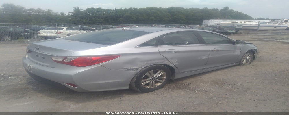 5NPEB4AC2EH897929 2014 HYUNDAI SONATA photo no. 4