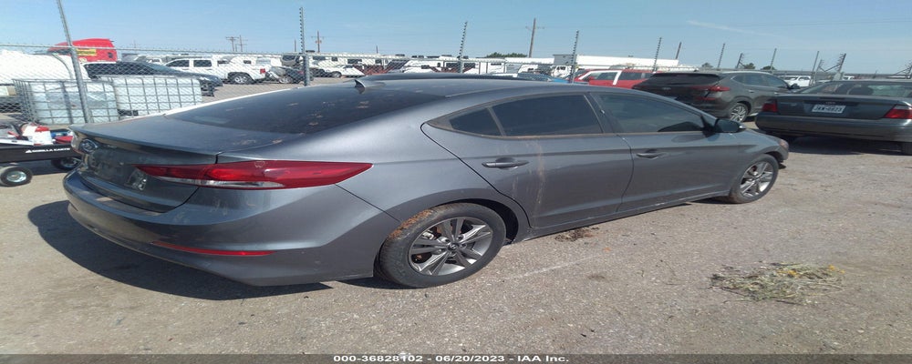 5NPD84LF2JH385020 2018 HYUNDAI ELANTRA photo no. 4