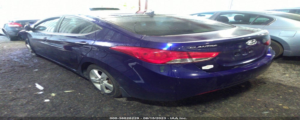 5NPDH4AEXDH424502 2013 HYUNDAI ELANTRA photo no. 3